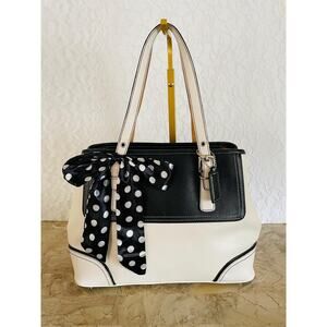 Vtg Coach Hampton off white/ black Legacy leather tote shoulder bag handbag 9605